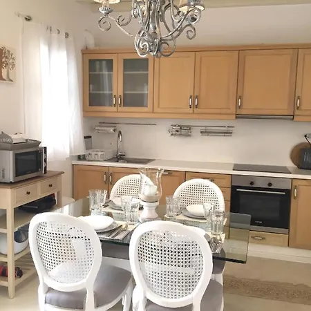 別荘 Dream House *