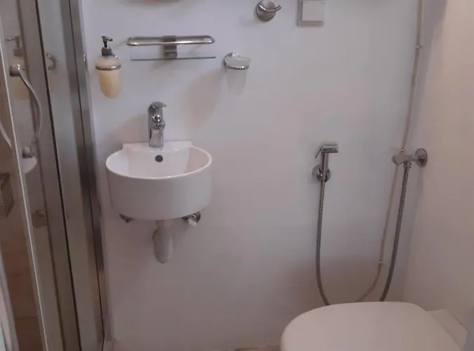 Dream House أورنوس